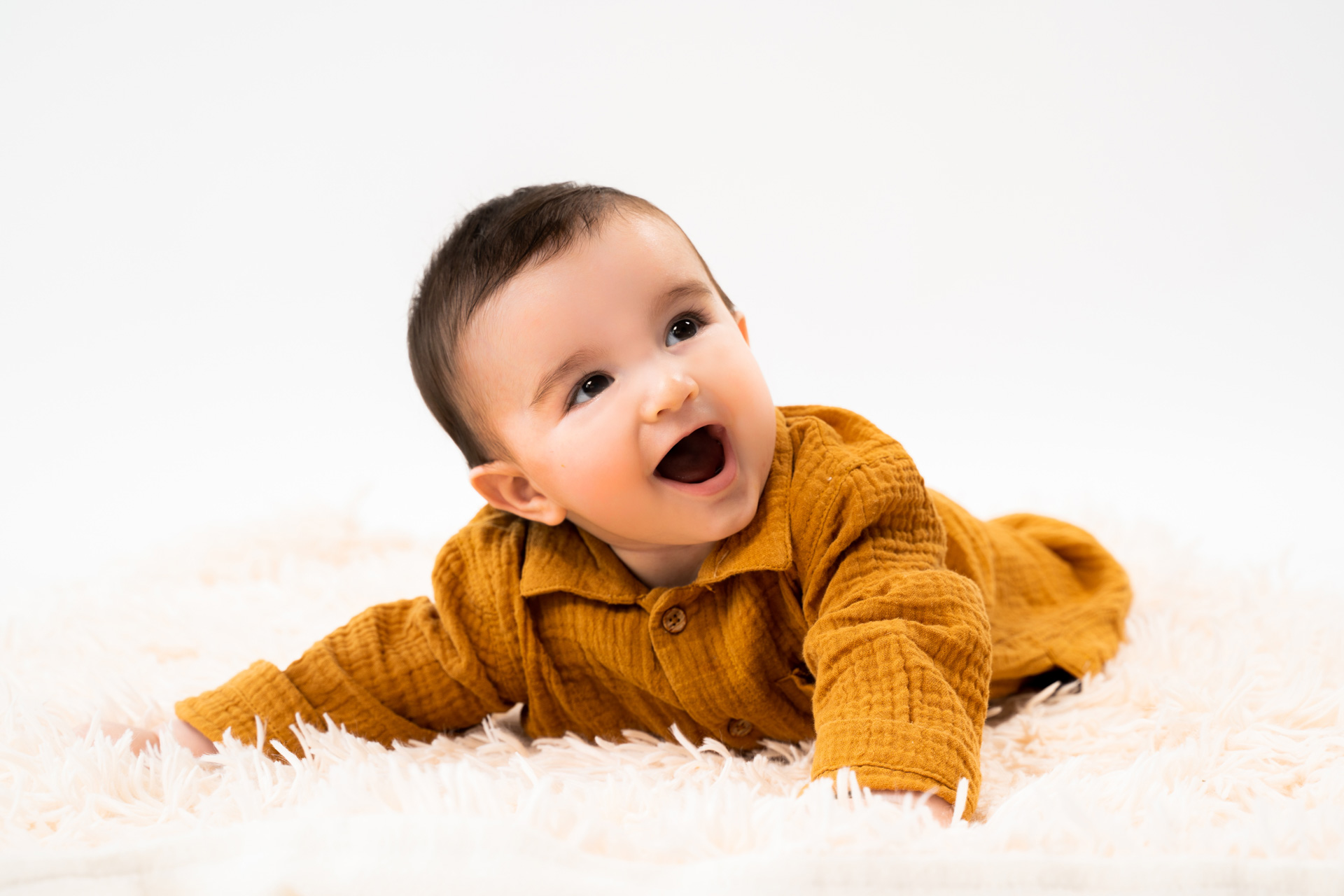 Bébé souriant