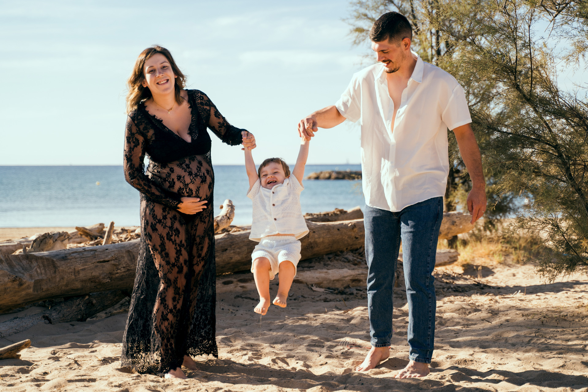 Grossesse couple famille extérieur