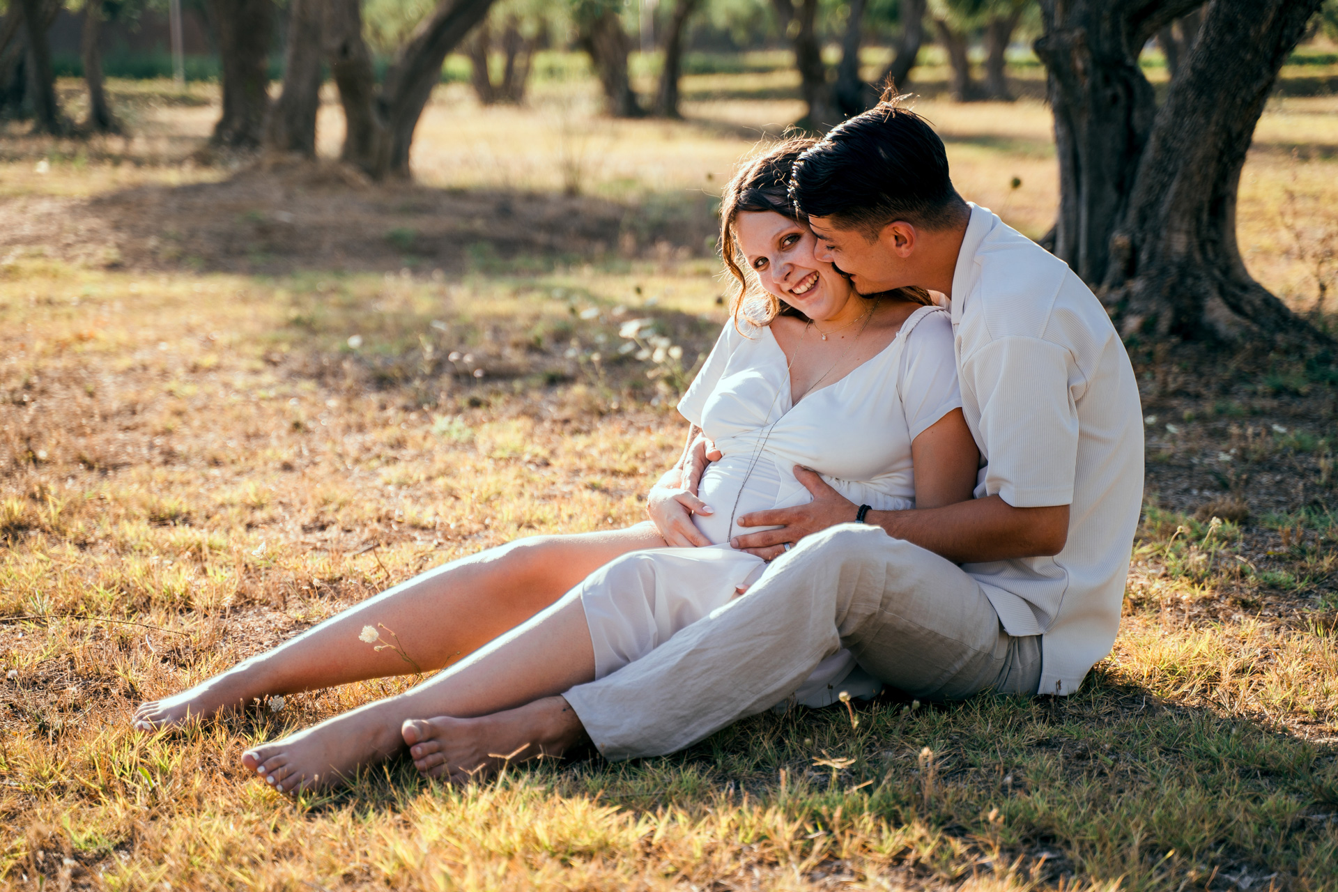 Grossesse couple extérieur