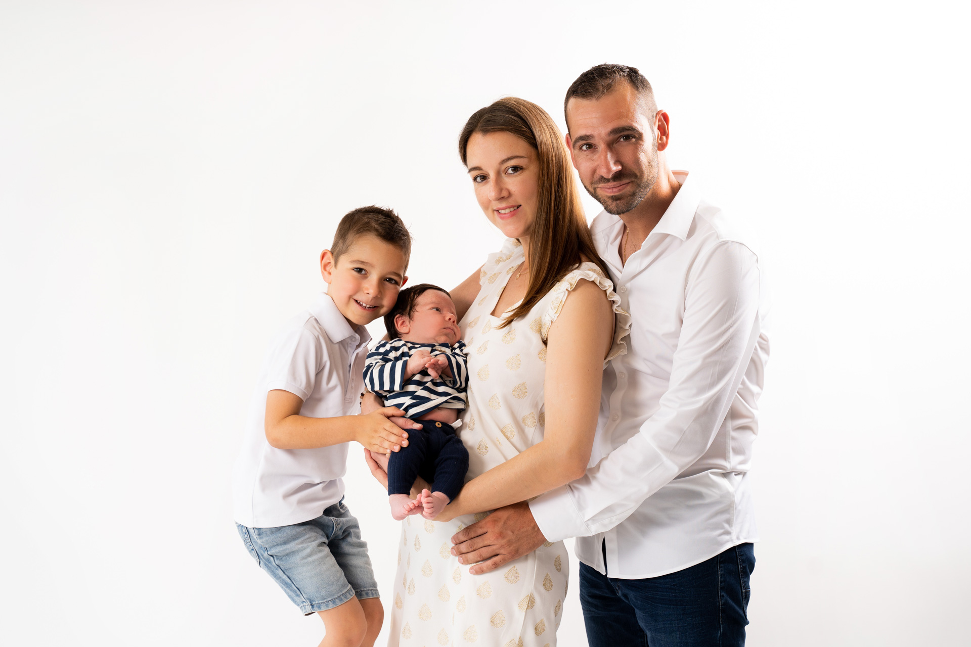 Naissance portrait famille studio