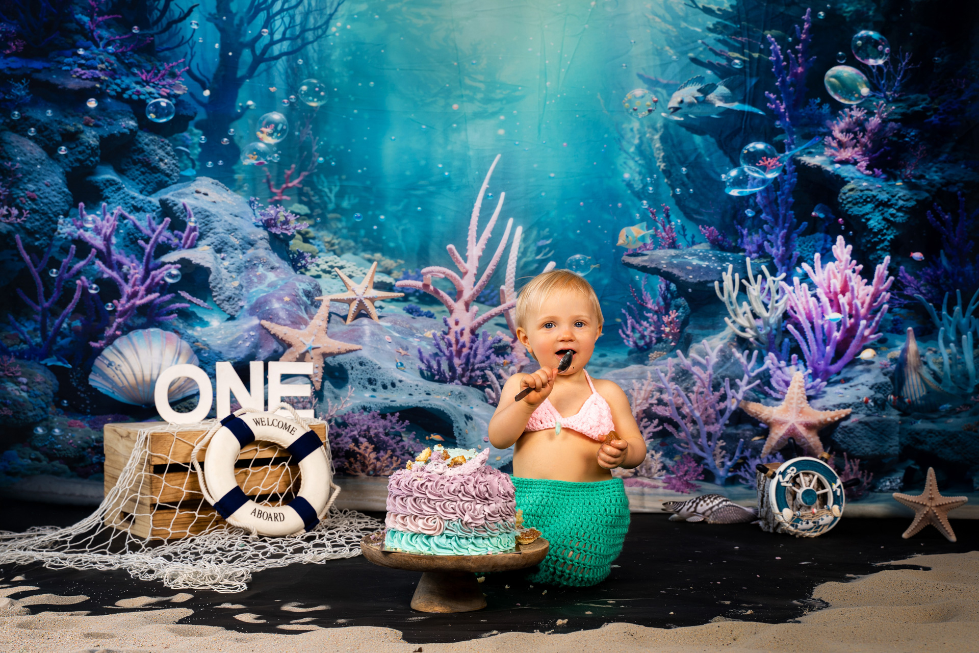 Bébé anniversaire smash the cake theme sirène