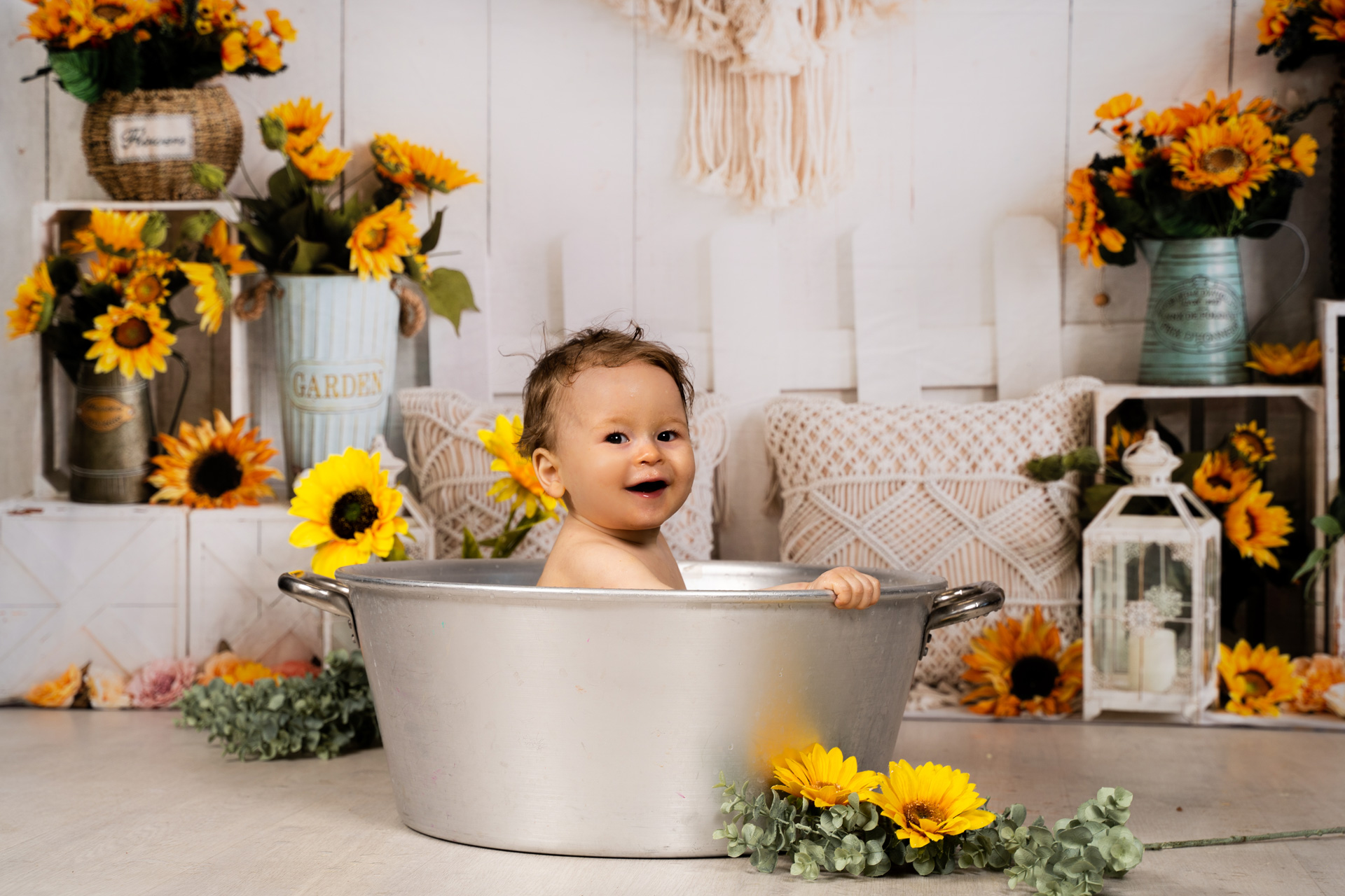 bambin bassine tournesols