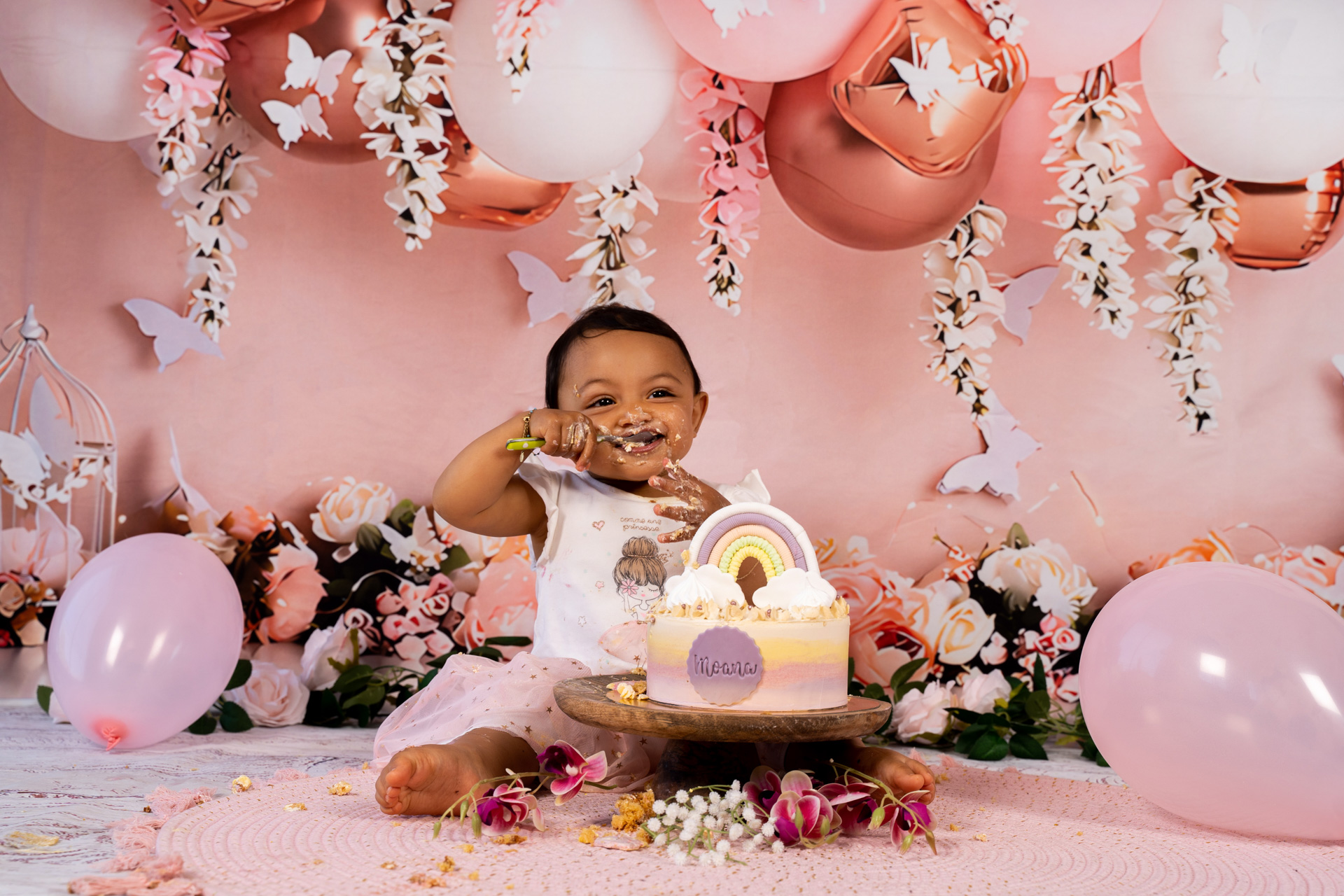 Smash the cake fond rose bébé